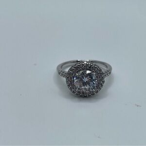 Round Silver Fashion Costume Ring | Size 8